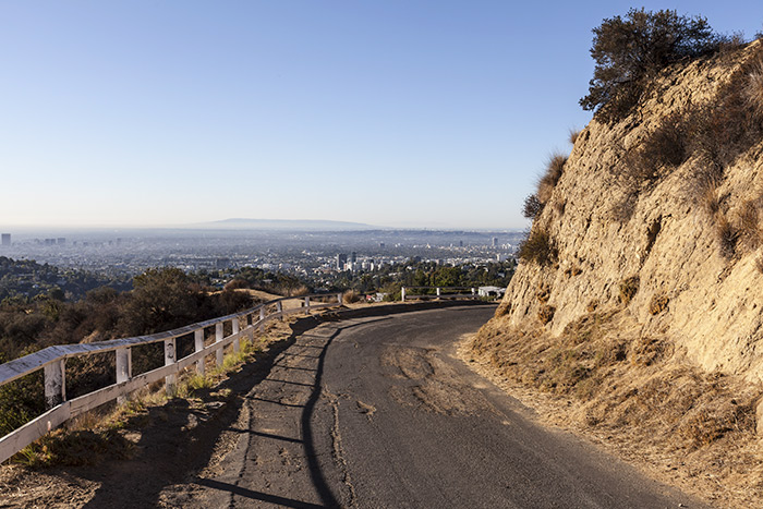 Is Mulholland Drive Dangerous To Drive On?