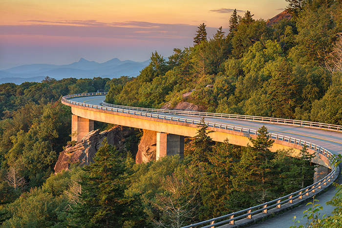 Is Blue Ridge Parkway Safe To Drive?