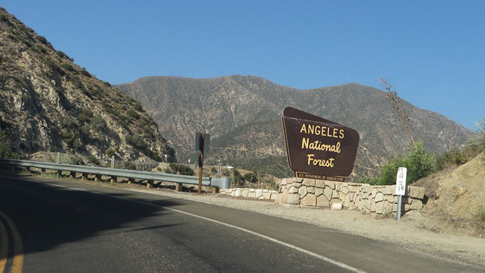 angeles crest highway dangerous