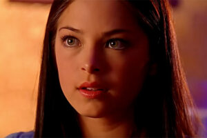 She Played "Lana Lang" in Smallville. See Kristin Kreuk Now at 40